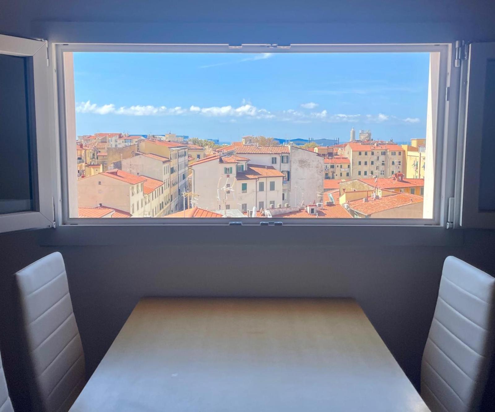 La Finestra Sul Porto Apartment Livorno Luaran gambar
